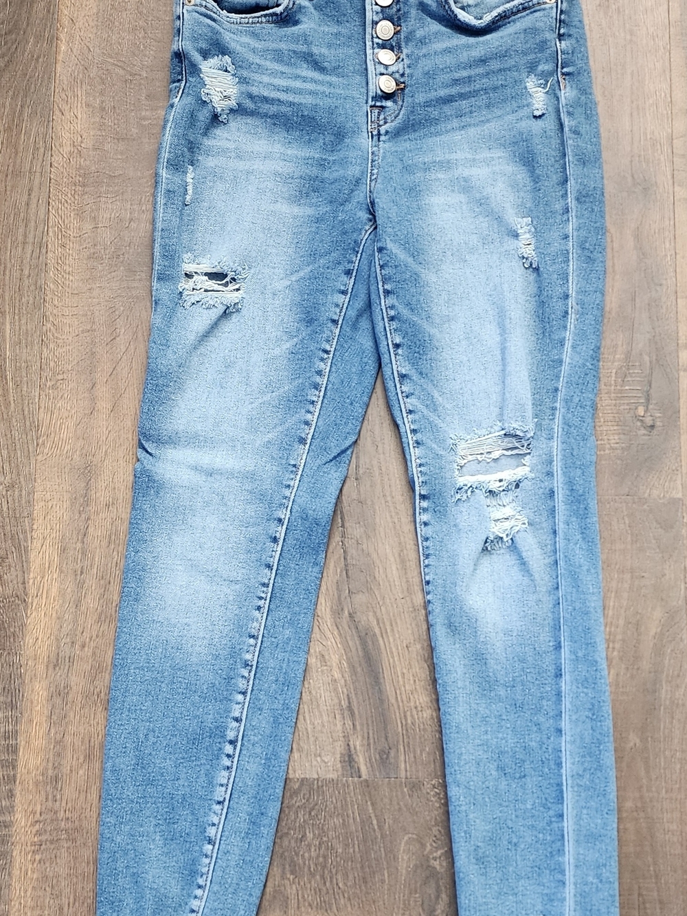 Zenana Outfitters Light Blue Distressed Women's Jeans